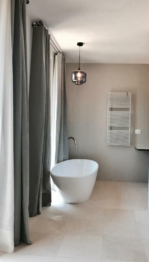 Hotel Battimandorlo à Noto Extérieur photo