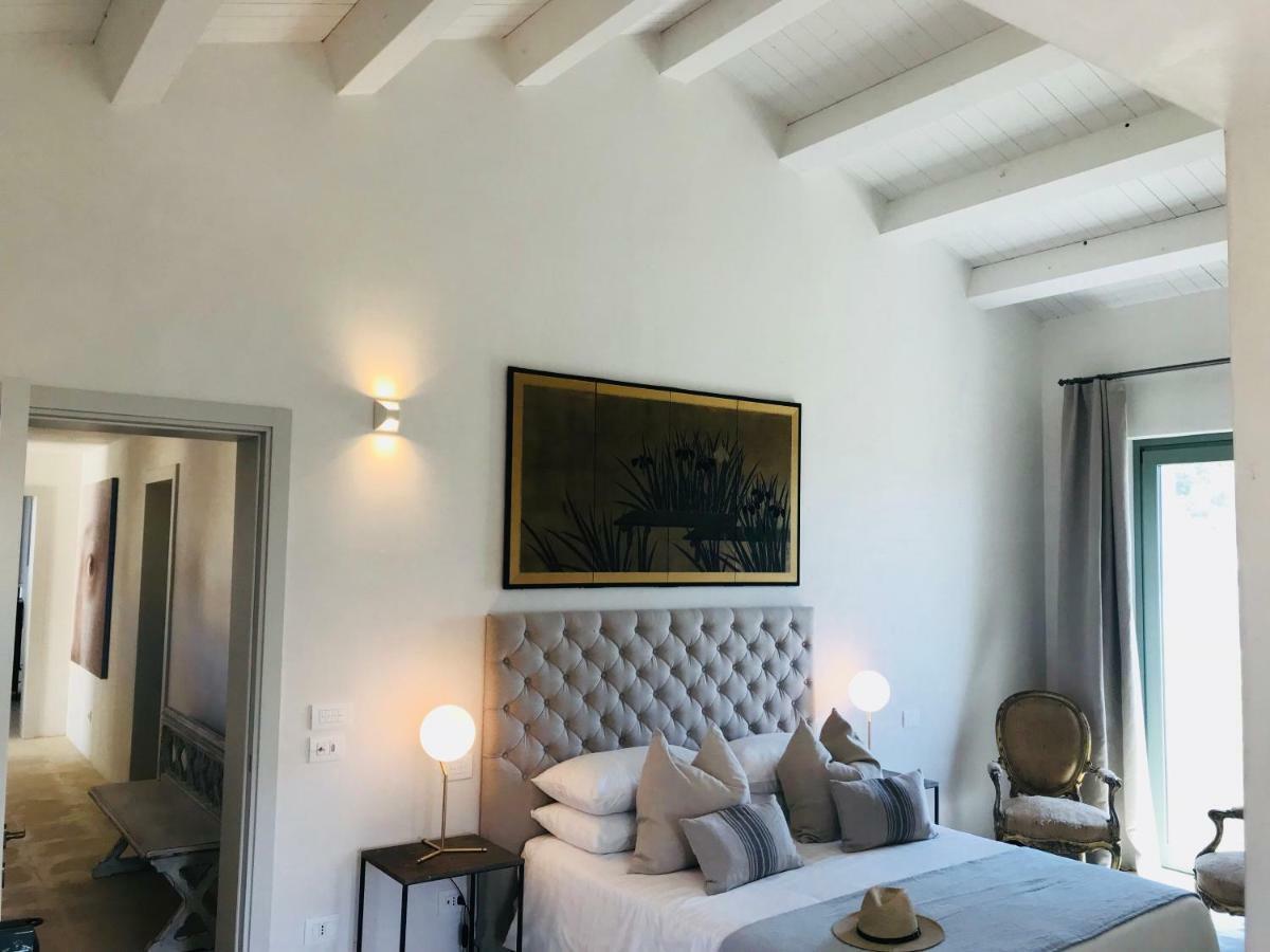 Hotel Battimandorlo à Noto Extérieur photo